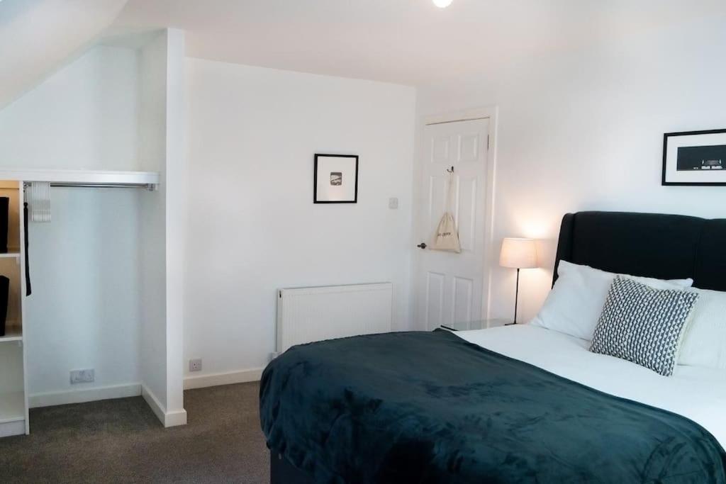 Central 2 Bedroom Luxury Home Close To River Ness Inverness Kültér fotó